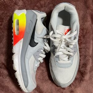 Nike Air max youth sports shoes ( girl)